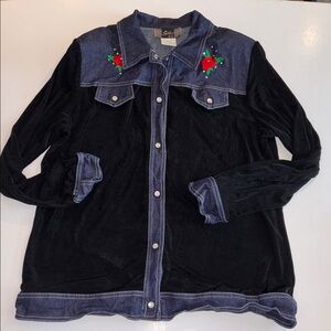 Slinky Brand Western Jean Jacket with Rose Embroidered Embellishment Medium